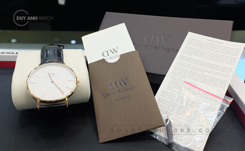 Một bộ sản phẩm Daniel Wellington đầy đủ